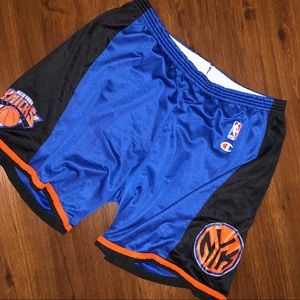 VTG Champion x NBA NYK shorts